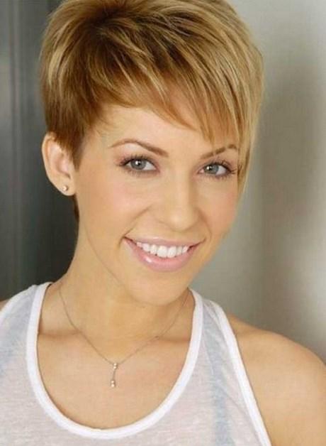 Ladies short hairstyles for thin hair