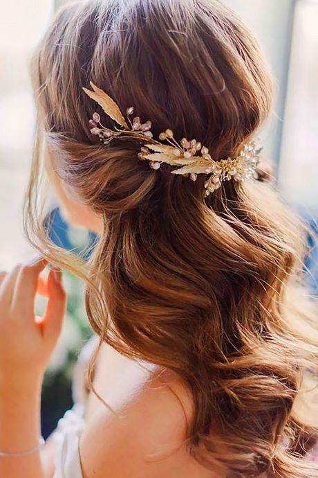 Latest bridesmaid hairstyles