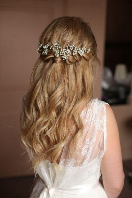 Modern bridesmaid hairstyles modern-bridesmaid-hairstyles-67_17