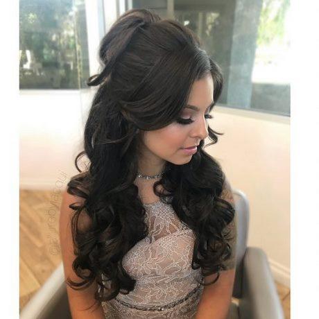 Pictures of prom hairstyles for long hair pictures-of-prom-hairstyles-for-long-hair-26_9