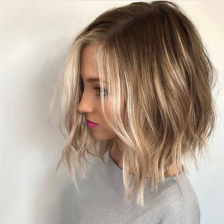 Popular hairstyles for long hair 2018 popular-hairstyles-for-long-hair-2018-16_11