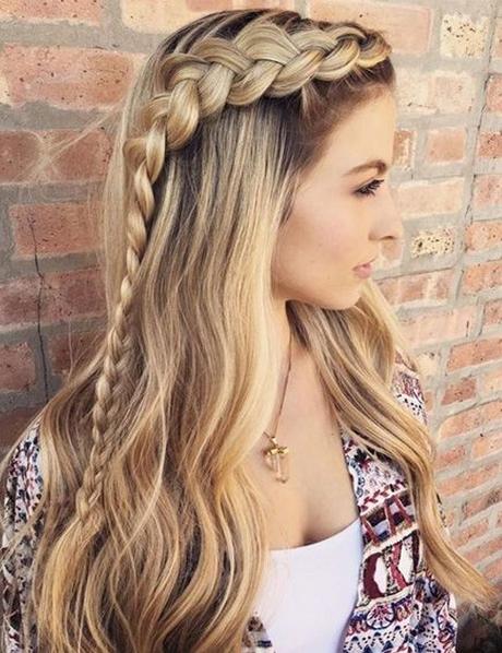 Prom hair trends 2018 prom-hair-trends-2018-39_2