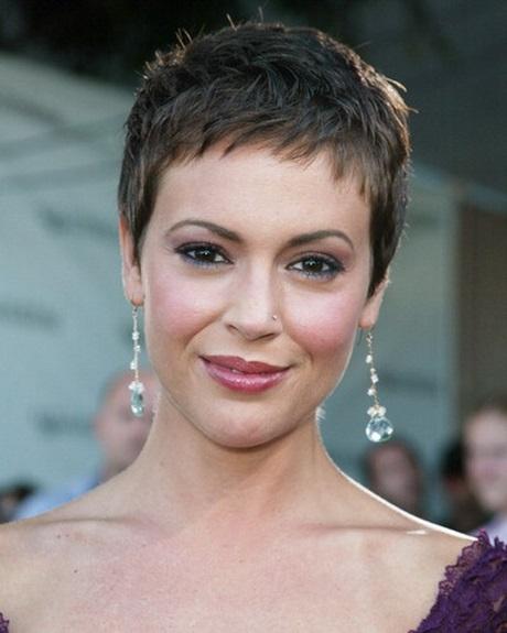 Really short hairstyles for round faces really-short-hairstyles-for-round-faces-51_19