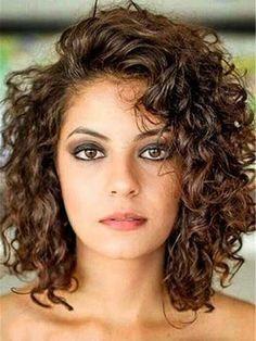 Short layered haircuts for naturally curly hair short-layered-haircuts-for-naturally-curly-hair-03_2