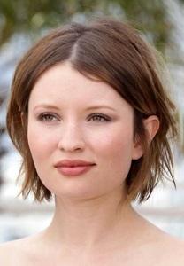 Short length haircut for round face short-length-haircut-for-round-face-42_9