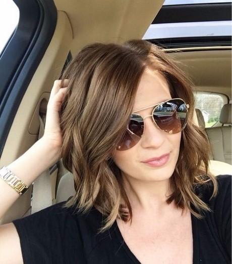 Short to medium length hairstyles for round faces short-to-medium-length-hairstyles-for-round-faces-04_19
