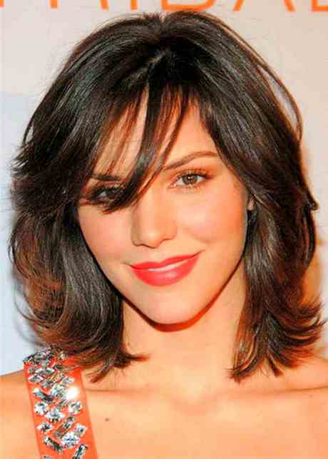 Short to medium length hairstyles for thin hair short-to-medium-length-hairstyles-for-thin-hair-90_19