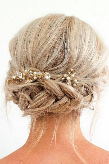 Simple bridal hairstyles for medium length hair simple-bridal-hairstyles-for-medium-length-hair-06_11