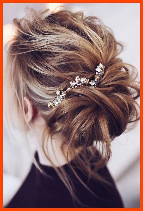 Simple bridal hairstyles for medium length hair simple-bridal-hairstyles-for-medium-length-hair-06_15