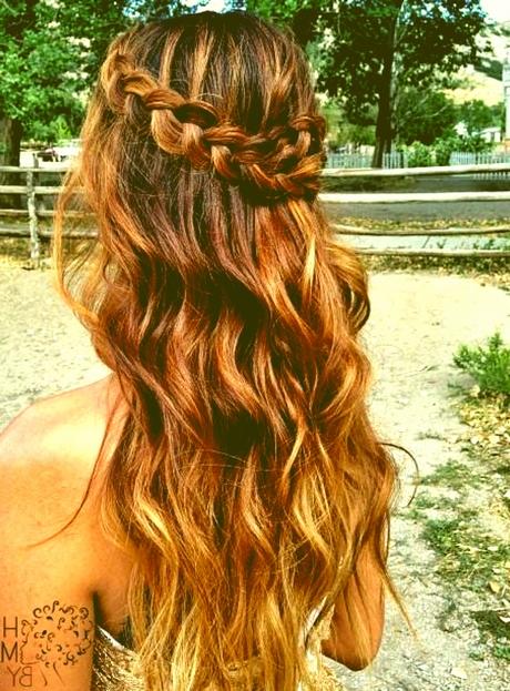 Simple curly prom hairstyles simple-curly-prom-hairstyles-52_15