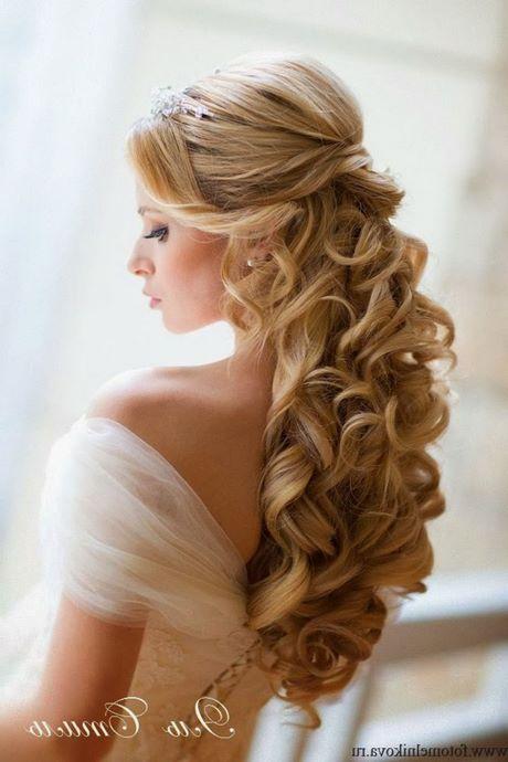 Simple elegant prom hairstyles simple-elegant-prom-hairstyles-55_4