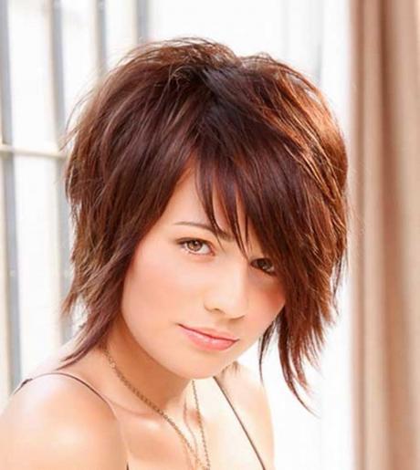 Simple short hairstyles for round faces simple-short-hairstyles-for-round-faces-79_6