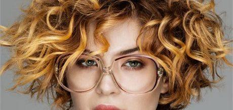 Styles for short curly hair 2018 styles-for-short-curly-hair-2018-91_8