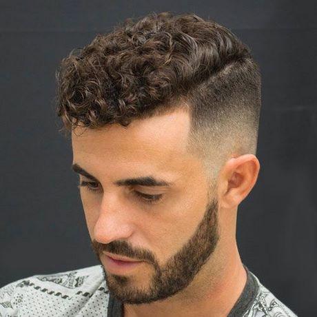 Stylish haircuts for curly hair stylish-haircuts-for-curly-hair-94_20
