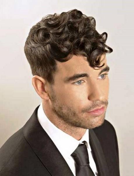 Stylish haircuts for curly hair stylish-haircuts-for-curly-hair-94_3