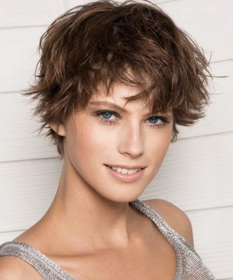 Stylish short hairstyles for round faces stylish-short-hairstyles-for-round-faces-01_19