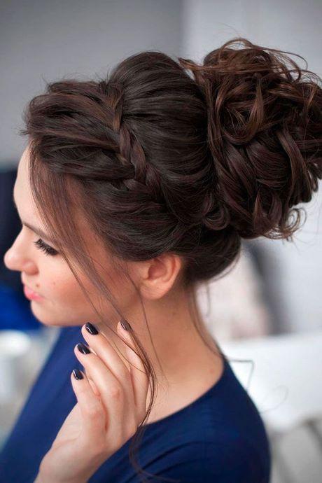 Wedding hair ideas for bridesmaids