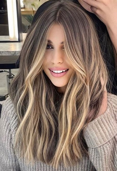 2022 fall hairstyles for long hair