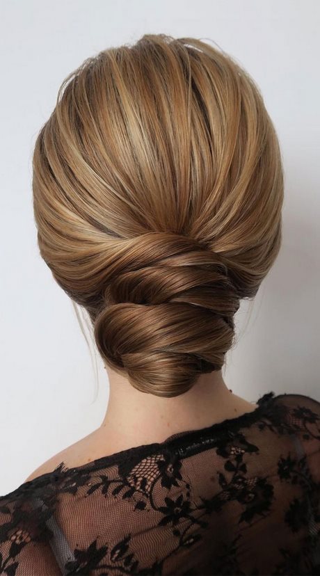 2022 updos for long hair 2022-updos-for-long-hair-03_11
