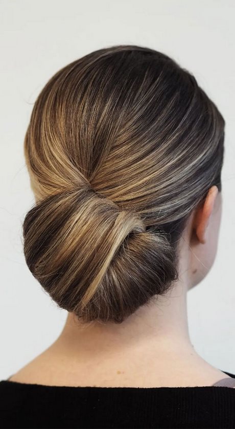 2022 updos for long hair 2022-updos-for-long-hair-03_16