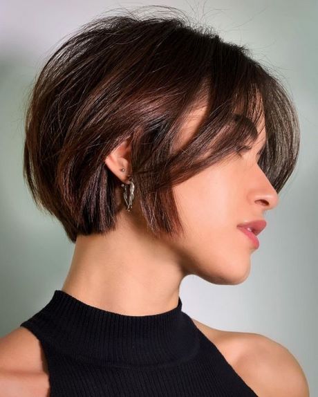 Best haircuts with bangs 2022