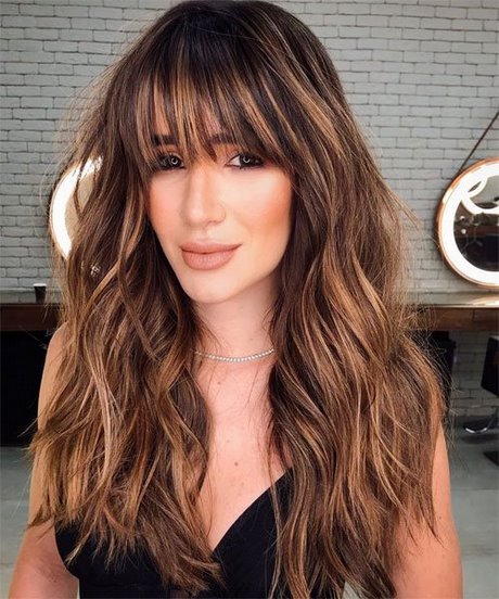 Best hairstyles with bangs 2022 best-hairstyles-with-bangs-2022-89_2