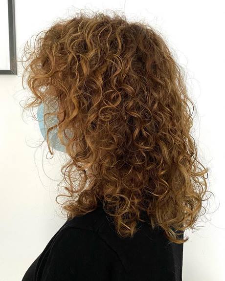 Curly hairstyles for long hair 2022