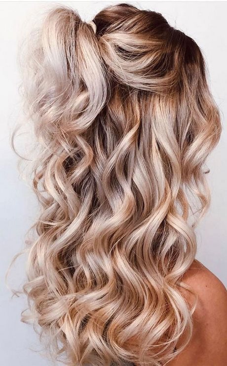 Cute prom hairstyles for long hair 2022 cute-prom-hairstyles-for-long-hair-2022-75_12