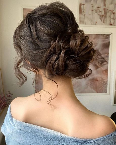 Evening hairstyles 2022 evening-hairstyles-2022-90