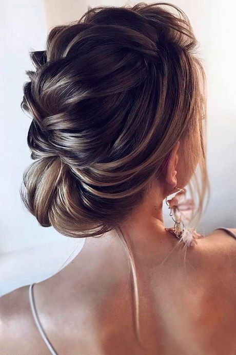 Evening hairstyles 2022 evening-hairstyles-2022-90_12