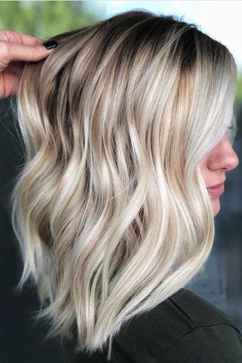 Hairstyles for long blonde hair 2022