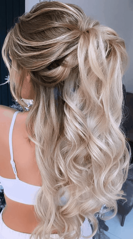 Hairstyles up 2022 hairstyles-up-2022-17