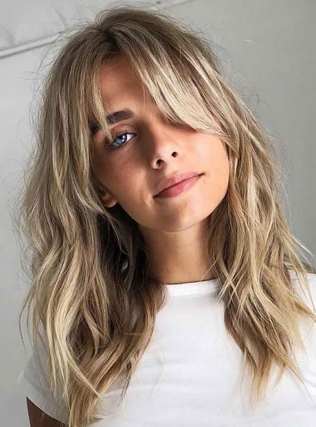 Hairstyles with long bangs 2022