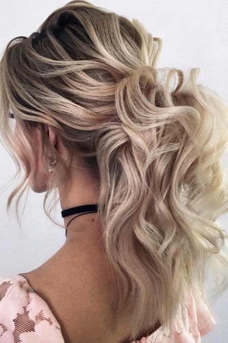 Hottest prom hairstyles 2022