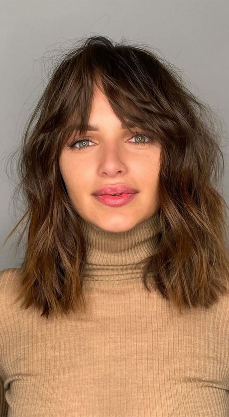 Layered hair with fringe 2022
