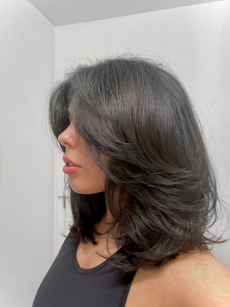Mid length layered hairstyles 2022 mid-length-layered-hairstyles-2022-09