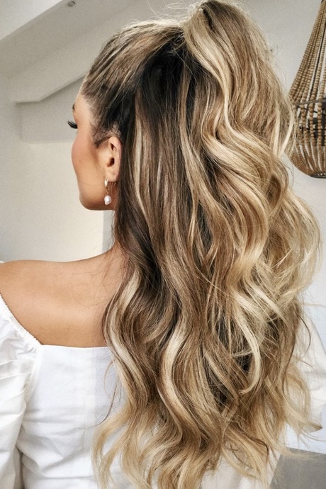 New prom hairstyles 2022 new-prom-hairstyles-2022-07_4