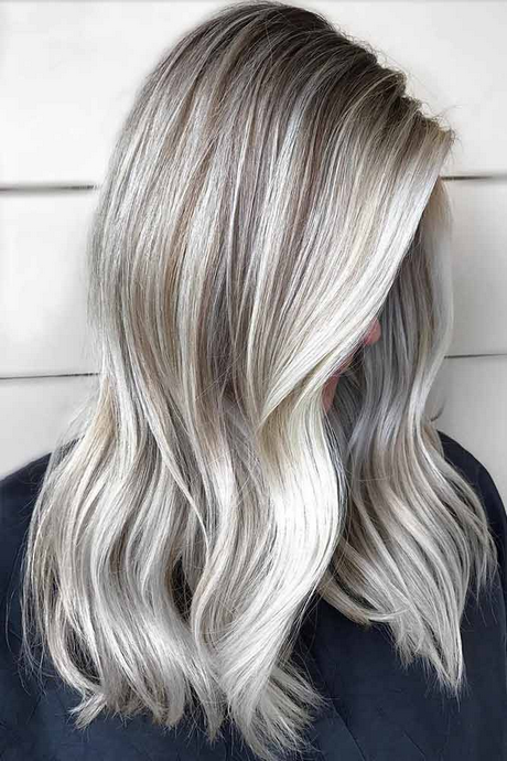 Platinum blonde hairstyles 2022 platinum-blonde-hairstyles-2022-25