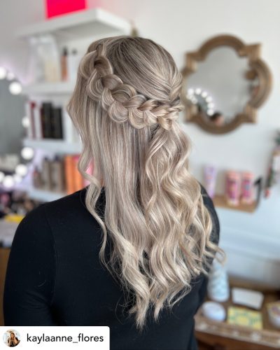 Prom 2022 hair trends prom-2022-hair-trends-17
