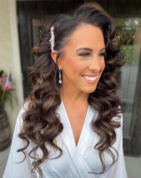 Prom hair updos 2022 prom-hair-updos-2022-76_8