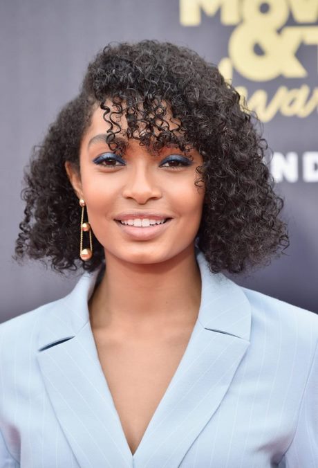 Short curly hair with bangs 2022 short-curly-hair-with-bangs-2022-28_4