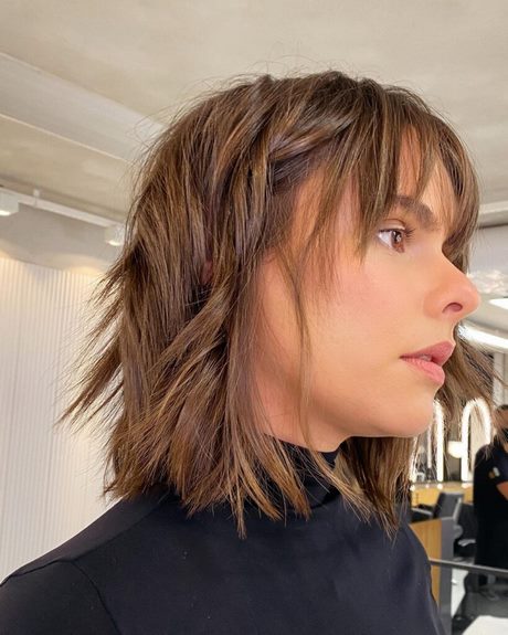 Short hair with side bangs 2022 short-hair-with-side-bangs-2022-51_15