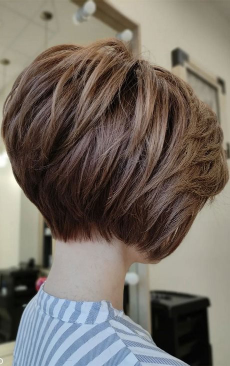 Short haircuts for women for 2022 short-haircuts-for-women-for-2022-94_7