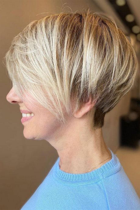 Short haircuts for women over 50 in 2022 short-haircuts-for-women-over-50-in-2022-16_12