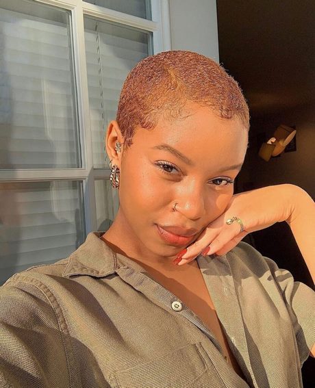 Short hairstyle for black ladies 2022 short-hairstyle-for-black-ladies-2022-49_16