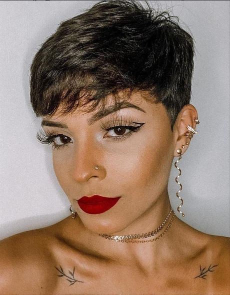 Short pixie hairstyles for 2022