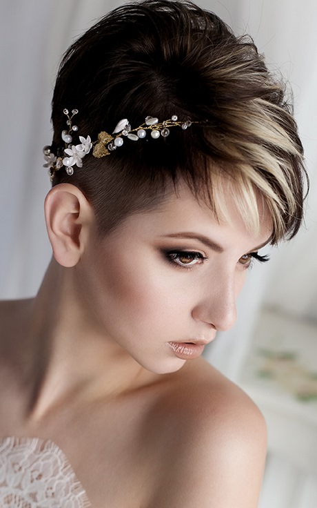 Short pixie hairstyles for 2022 short-pixie-hairstyles-for-2022-65_2