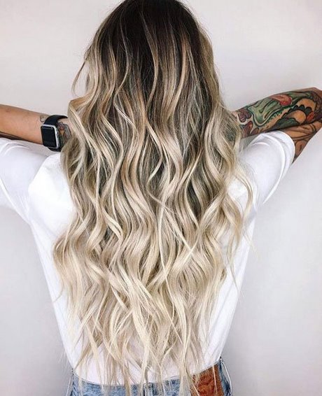 Women's long hairstyles 2022 womens-long-hairstyles-2022-90_15