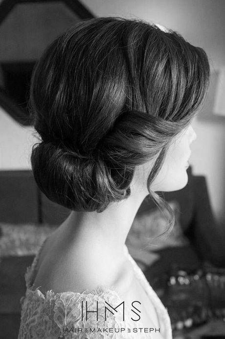 1940s hair bun 1940s-hair-bun-11_2