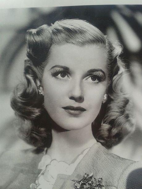 1940s haircut female